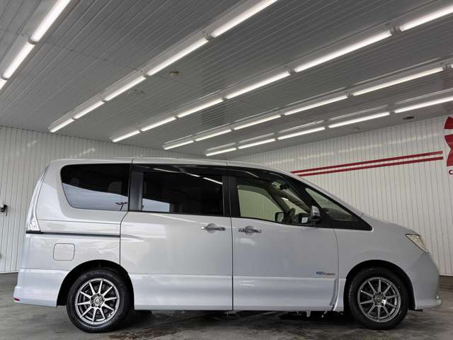 日産 セレナ ２．０ ハイウェイスター Ｓ－ＨＹＢＲＩＤ H24年 (東海) 99