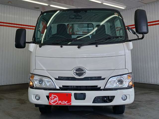 日野自動車 デュトロ ４．０ディーゼルターボ 平ボディ R7年 (東海) 99