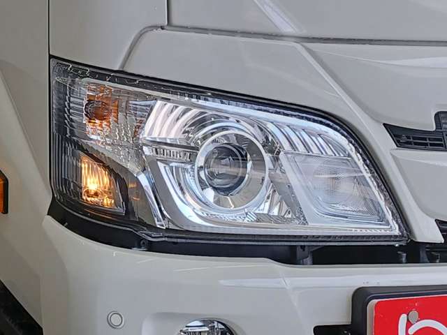 日野自動車 デュトロ ４．０ディーゼルターボ 平ボディ R7年 (東海) 99