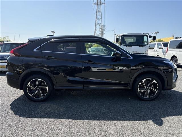 三菱 エクリプス　クロス　ＰＨＥＶ ＰＨＥＶ ２．４ Ｐ ４ＷＤ R4年 (九州・沖縄) 99