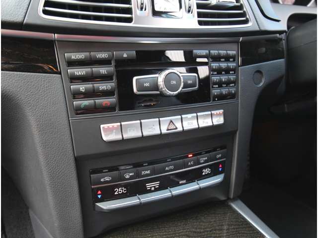 メルセデスベンツ Ｅクラス Ｅ２５０ H26年 (近畿) 99