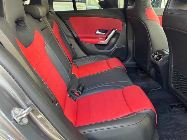 メルセデスベンツ ＣＬＡシューティングブレーク ＣＬＡ２００Ｄ ＡＭＧライン ディーゼルターボ R2年 (近畿) 99