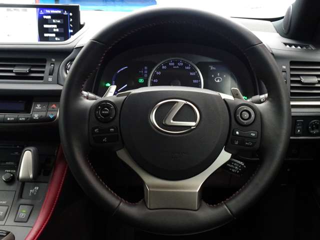レクサス ＣＴ２００ｈ ブラック　シークエンス R1年 (東海) 99