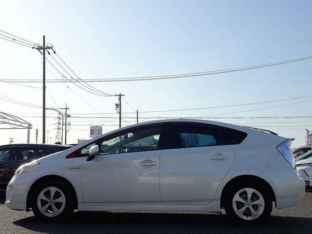 トヨタ プリウス １．８ Ｓ H26年 (東海) 99