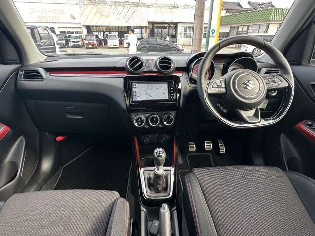 スズキ スイフト スポーツ １．４ R6年 () 99