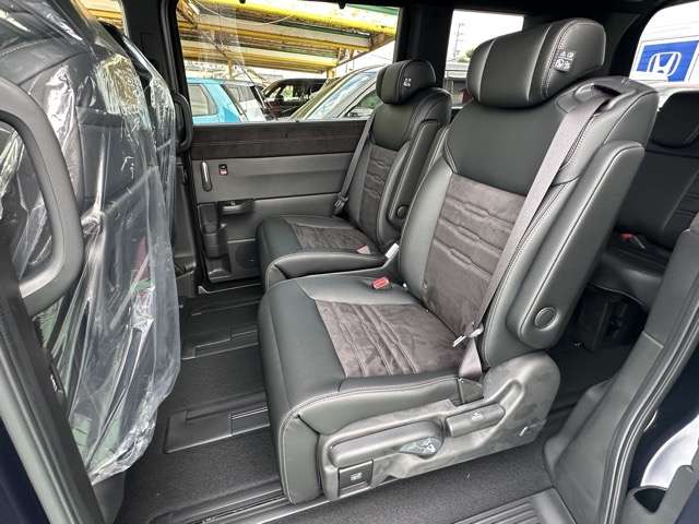 ホンダ ステップワゴン １．５ スパーダ プレミアムライン ４ＷＤ R8年 () 99