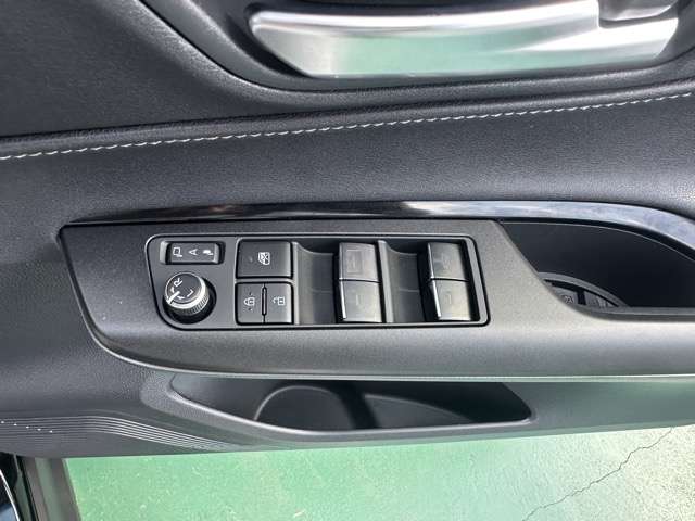 トヨタ ハリアー ２．０ Ｓ R7年 () 99