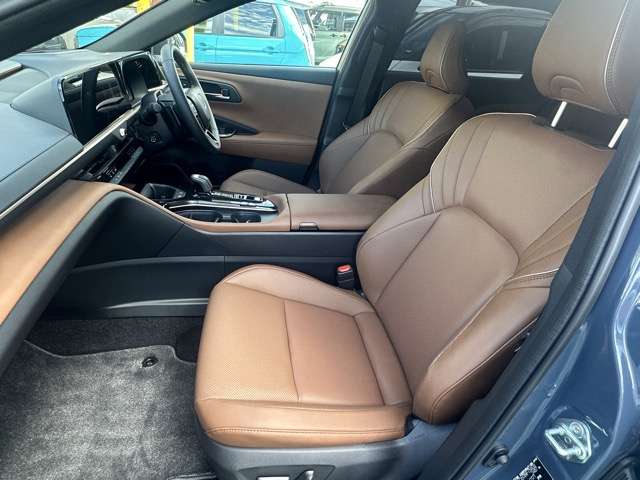 トヨタ クラウンエステート　ハイブリッド ２．５ Ｚ Ｅ－ＦＯＵＲ ４ＷＤ R7年 () 99