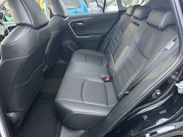 トヨタ ＲＡＶ４ ２．０ Ｇ Ｚパッケージ ４ＷＤ R6年 () 99