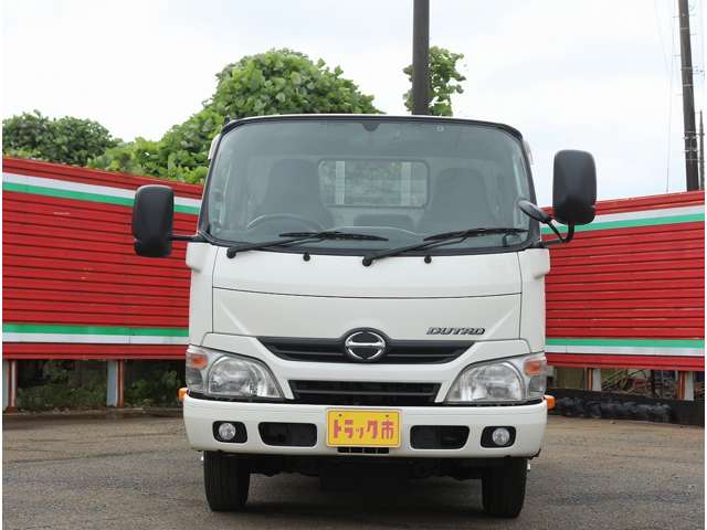 日野自動車 デュトロ ４．０ディーゼルターボ 平ボディ H26年 (関東) 99