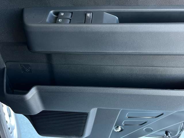 ダイハツ ハイゼットカーゴ ６６０ デラックス R8年 (東海) 99