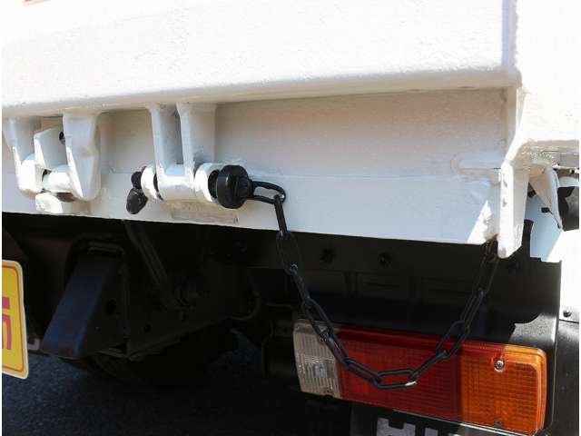日野自動車 デュトロ ４．０ １０尺ダンプ フルジャストロー ディーゼルターボ ４ＷＤ H27年 (関東) 99