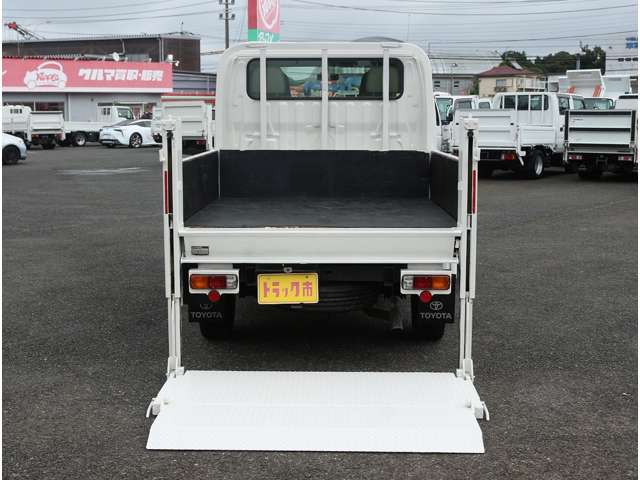 トヨタ ダイナ ３．０ ダブルキャブ ロング シングルジャストロー ディーゼルターボ ４ＷＤ H27年 (関東) 99
