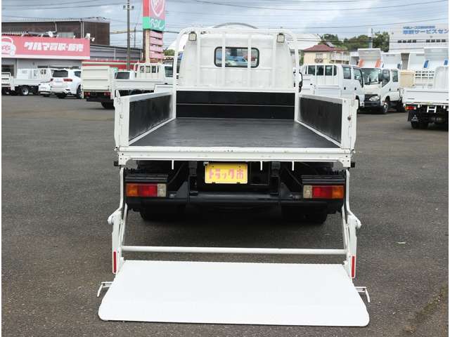日野自動車 デュトロ ４．０ ロング フルジャストロー ディーゼルターボ ４ＷＤ H29年 (関東) 99