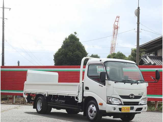 日野自動車 デュトロ ４．０ ロング フルジャストロー ディーゼルターボ ４ＷＤ H29年 (関東) 99