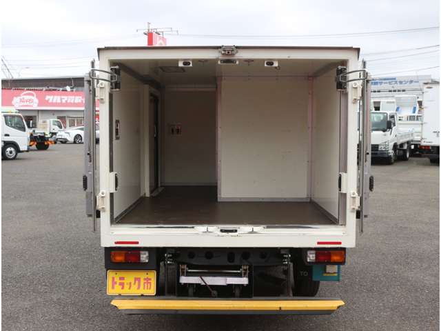 トヨタ ダイナ 冷蔵冷凍車 R2年 (関東) 99