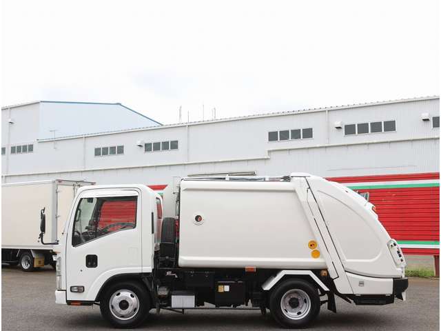 いすゞ エルフ ３．０ディーゼルターボ H23年 (関東) 99