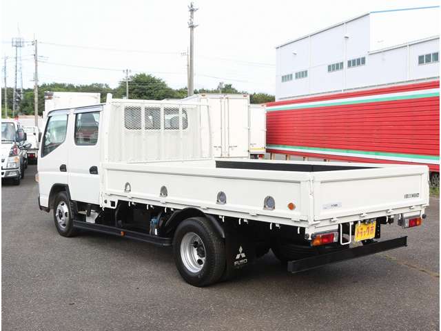 三菱フソウ キャンター ３．０ ダブルキャブ ロング 全低床 ディーゼルターボ H30年 (関東) 99