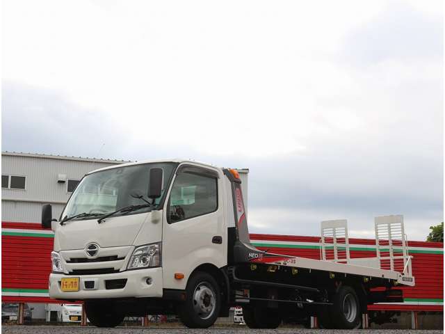 日野自動車 デュトロ ４．０ディーゼルターボ R5年 (関東) 99