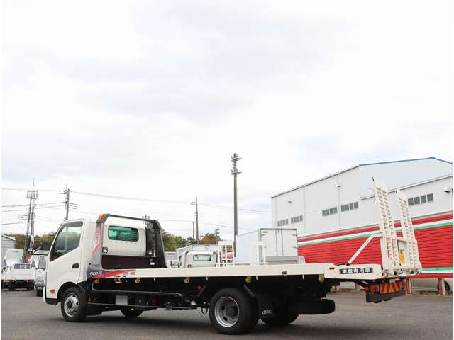 日野自動車 デュトロ ４．０ディーゼルターボ R5年 (関東) 99