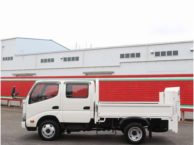 日野自動車 デュトロ ４．０ ダブルキャブ セミロング 高床 ディーゼルターボ ４ＷＤ H28年 (関東) 99