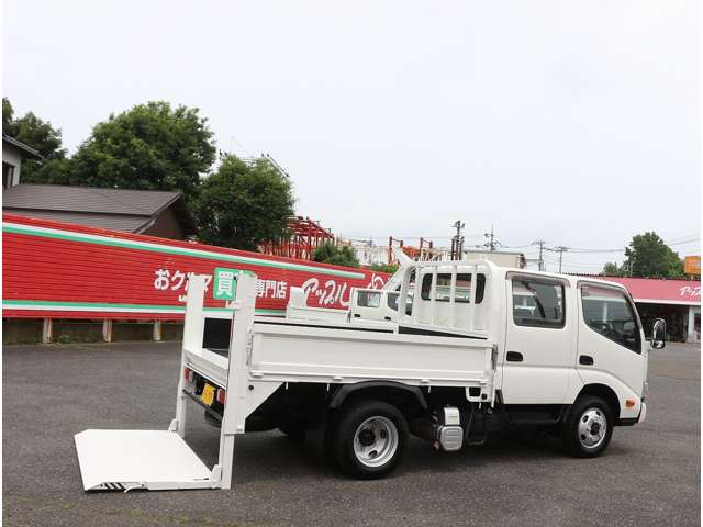 日野自動車 デュトロ ４．０ ダブルキャブ セミロング 高床 ディーゼルターボ ４ＷＤ H28年 (関東) 99