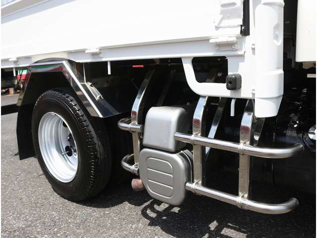 日野自動車 デュトロ ４．０ ダブルキャブ セミロング 高床 ディーゼルターボ ４ＷＤ R1年 (関東) 99