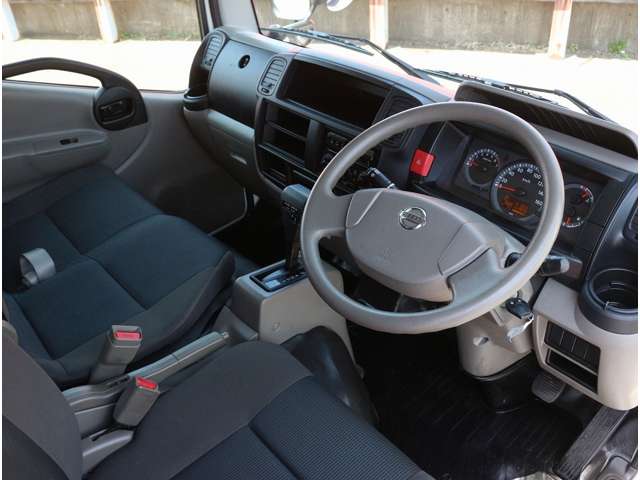 日産 アトラス ２．０ ダブルキャブ フルスーパーロー H30年 (関東) 99