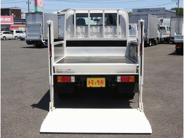 日野自動車 デュトロ ４．０ディーゼルターボ H29年 (関東) 99