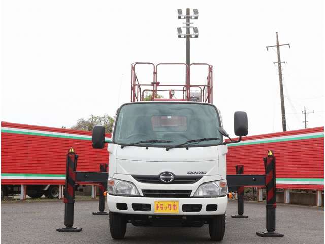 日野自動車 デュトロ ４．０ディーゼルターボ H26年 (関東) 99