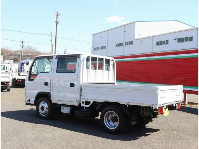いすゞ エルフ ３．０Ｄターボ Ｗキャブ フルフラットロー ４ＷＤ H27年 (関東) 99