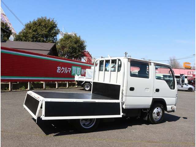 いすゞ エルフ ３．０Ｄターボ Ｗキャブ フルフラットロー ４ＷＤ H27年 (関東) 99
