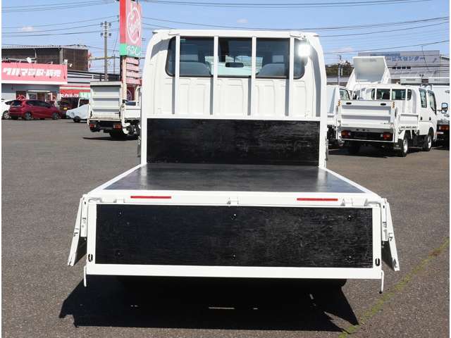いすゞ エルフ ３．０Ｄターボ Ｗキャブ フルフラットロー ４ＷＤ H27年 (関東) 99