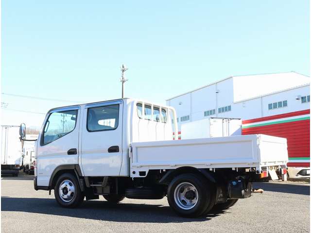 三菱フソウ キャンター ３．０ ダブルキャブ 全低床 ディーゼルターボ H27年 (関東) 99