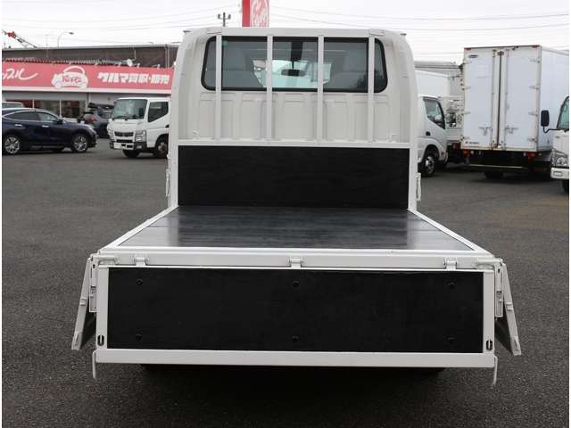 いすゞ エルフ ３．０ＤＴ H29年 (関東) 99