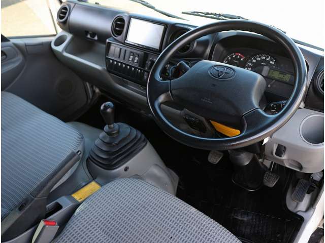 トヨタ トヨエース ３．０ ダブルキャブ ロング ジャストロー ディーゼルターボ H30年 (関東) 99