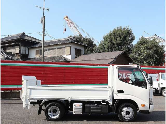 日野自動車 デュトロ ４．０ディーゼルターボ R1年 (関東) 99