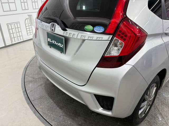 ホンダ フィット １．５ １５Ｘ ４ＷＤ H25年 (甲信越・北陸) 99