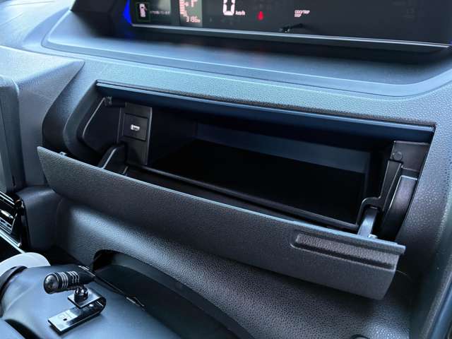 ダイハツ タント ６６０ カスタム Ｘ ４ＷＤ R8年 () 99