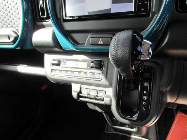 マツダ フレアクロスオーバー ６６０ ハイブリッド ＸＳ ４ＷＤ R4年 () 99