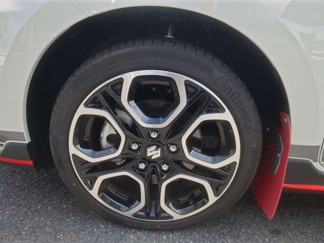 スズキ スイフト スポーツ １．４ R5年 (東海) 99