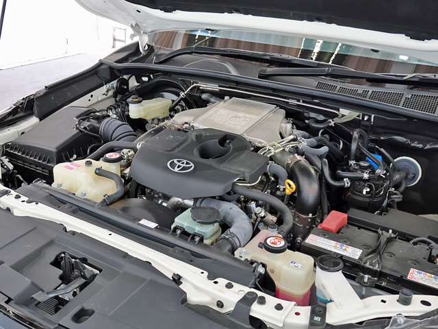 トヨタ ハイラックス ２．４ Ｚ ＧＲスポーツ ディーゼルターボ ４ＷＤ R5年 (東海) 99