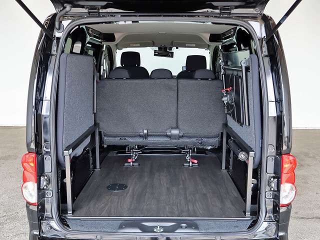 日産 ＮＶ２００バネットバン １．６ マルチベッドバン R7年 (東海) 99