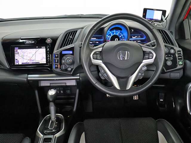 ホンダ ＣＲ−Ｚ １．５ アルファ マスターレーベル ２トーンカラースタイル H27年 (東海) 99