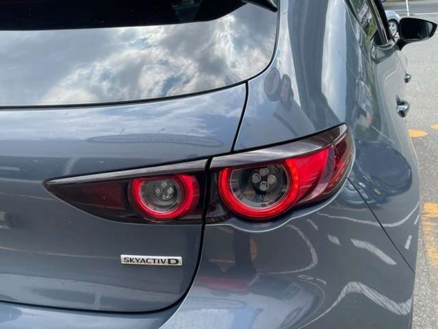 マツダ ＭＡＺＤＡ３　ファストバック １．８ ＸＤ プロアクティブ ディーゼルターボ R1年 () 99