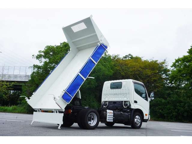 日野自動車 デュトロ ２Ｔ R1年 (近畿) 99
