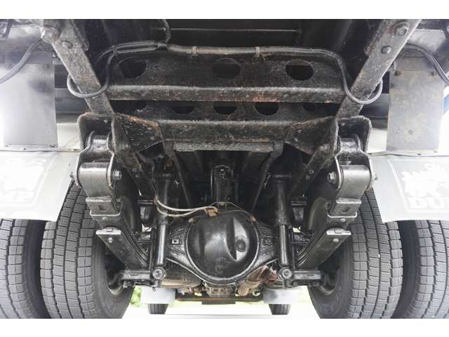 日野自動車 デュトロ ２Ｔ R1年 (近畿) 99