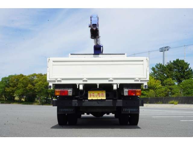日野自動車 デュトロ ３Ｔ H24年 (近畿) 99