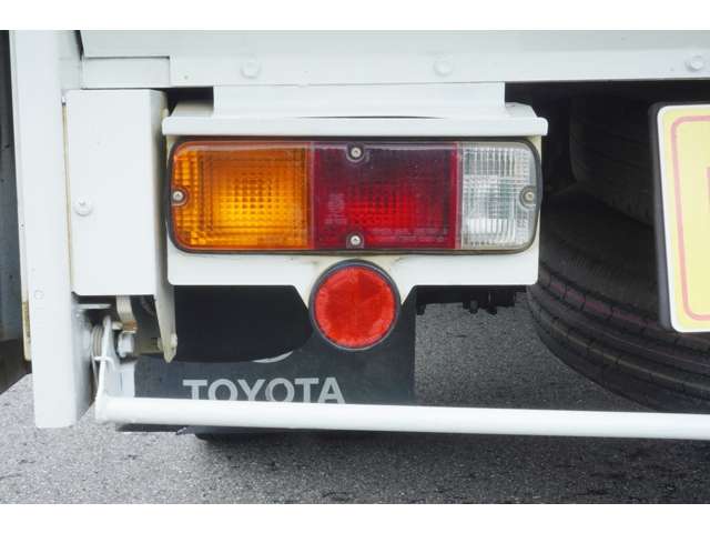 トヨタ ダイナ １Ｔ Ｗキャブ R3年 (近畿) 99