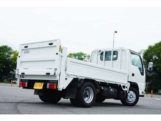 マツダ タイタン １．４５Ｔ H25年 (近畿) 99